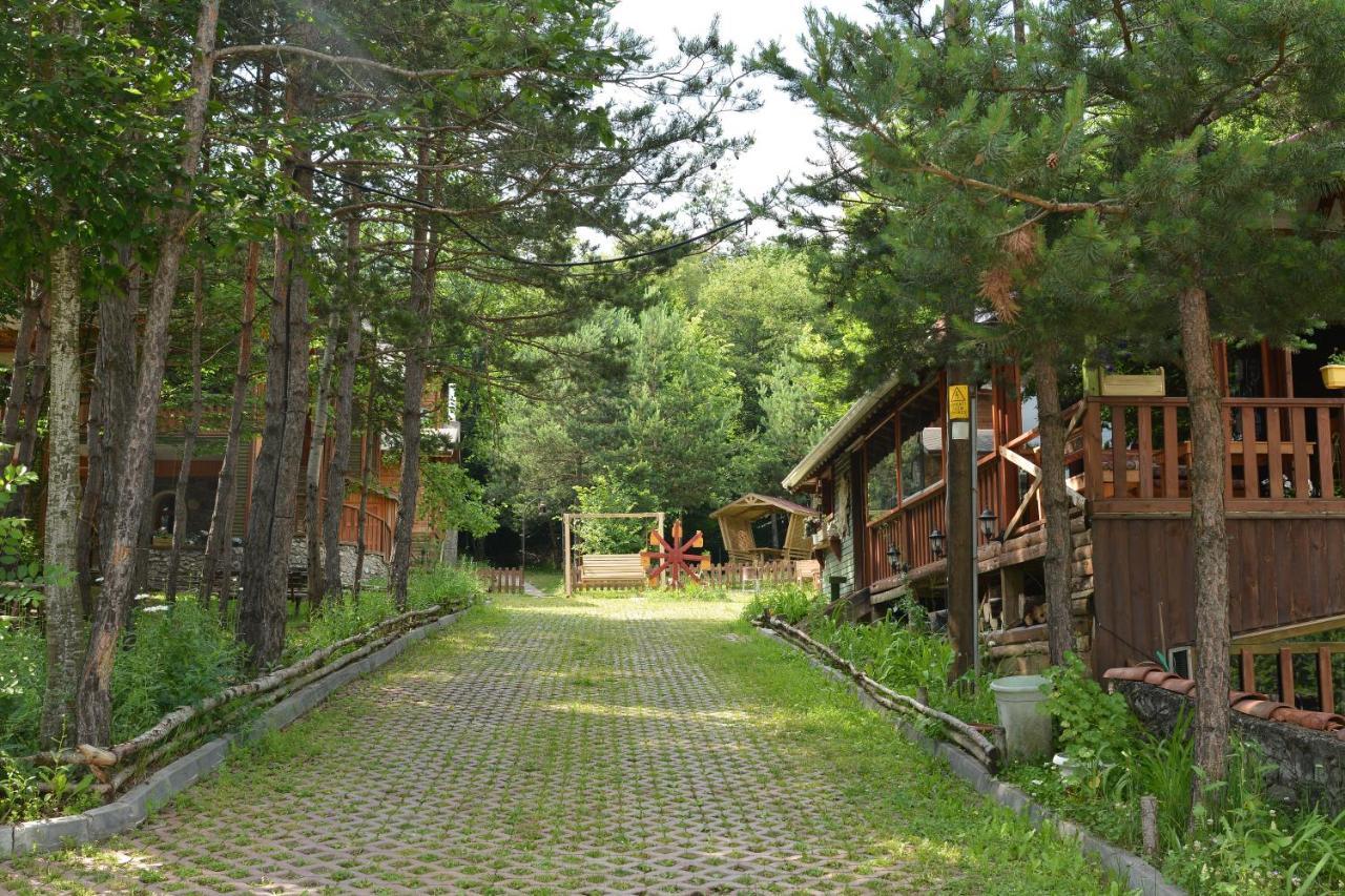 Abant Korudam Bungalov Butik Otel ภายนอก รูปภาพ