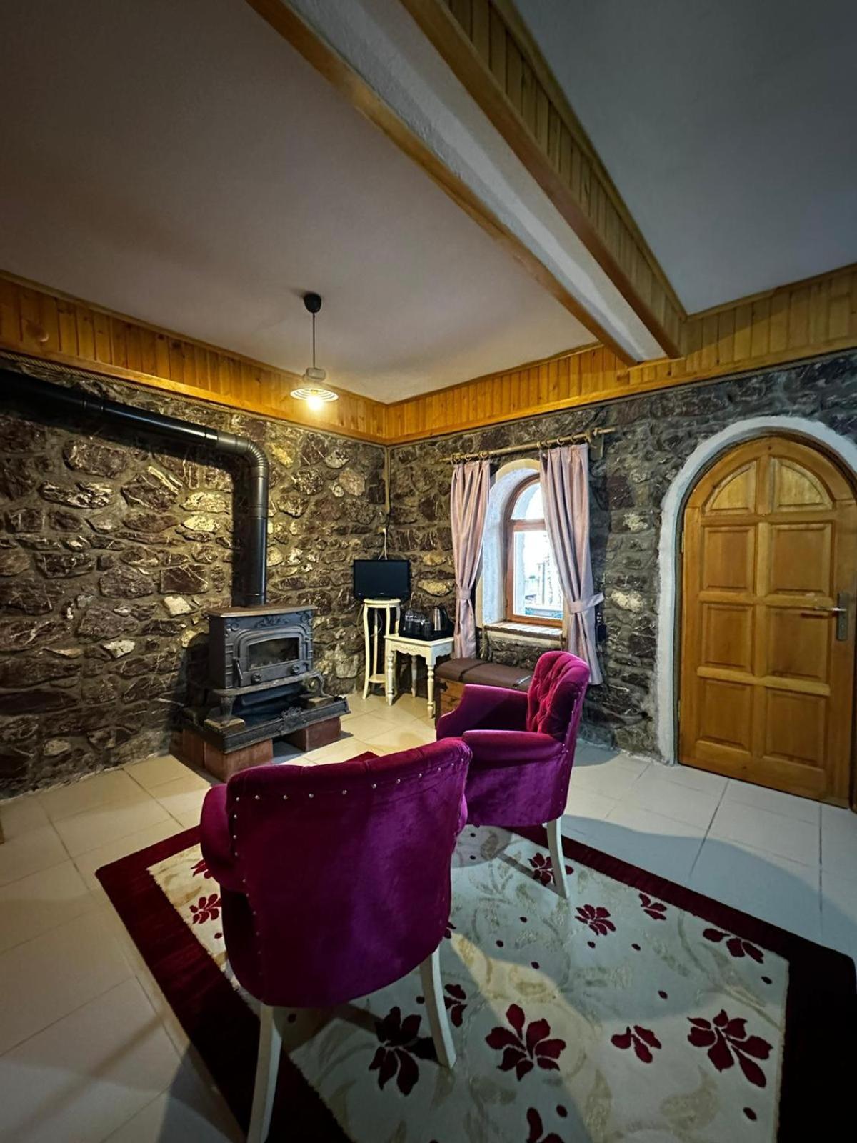 Abant Korudam Bungalov Butik Otel ภายนอก รูปภาพ